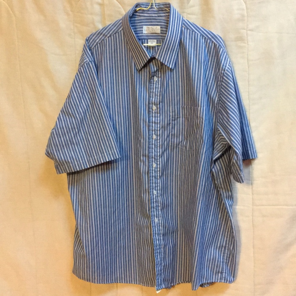 Arrow Bradstreet button down shirt 👔